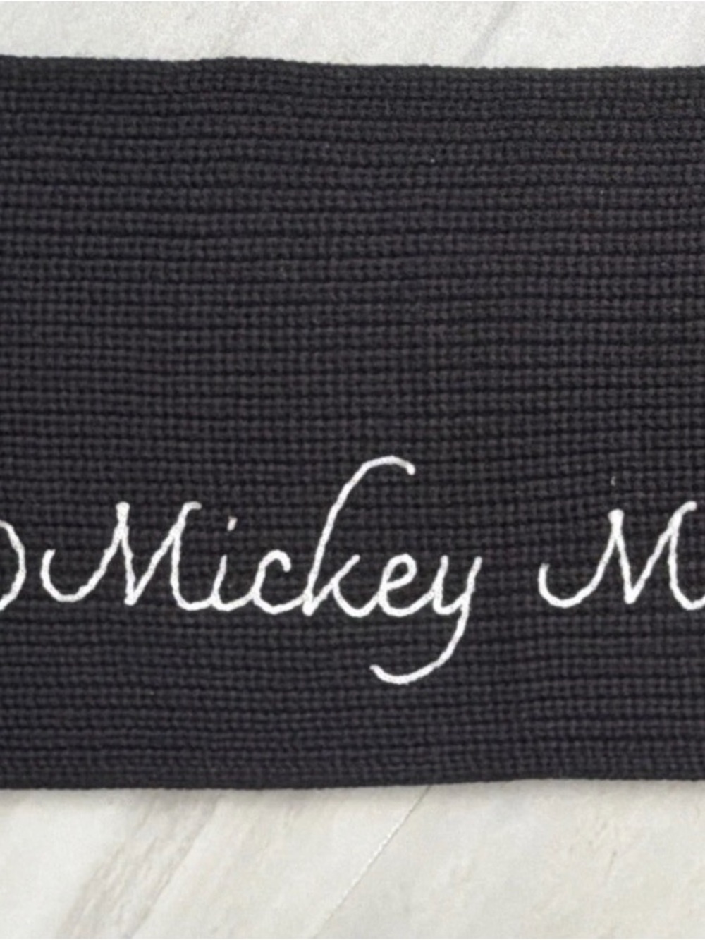 Japan Tokyo Disney Store Mickey Mouse Knit Scarf Line Art Black MAGICAL LABEL